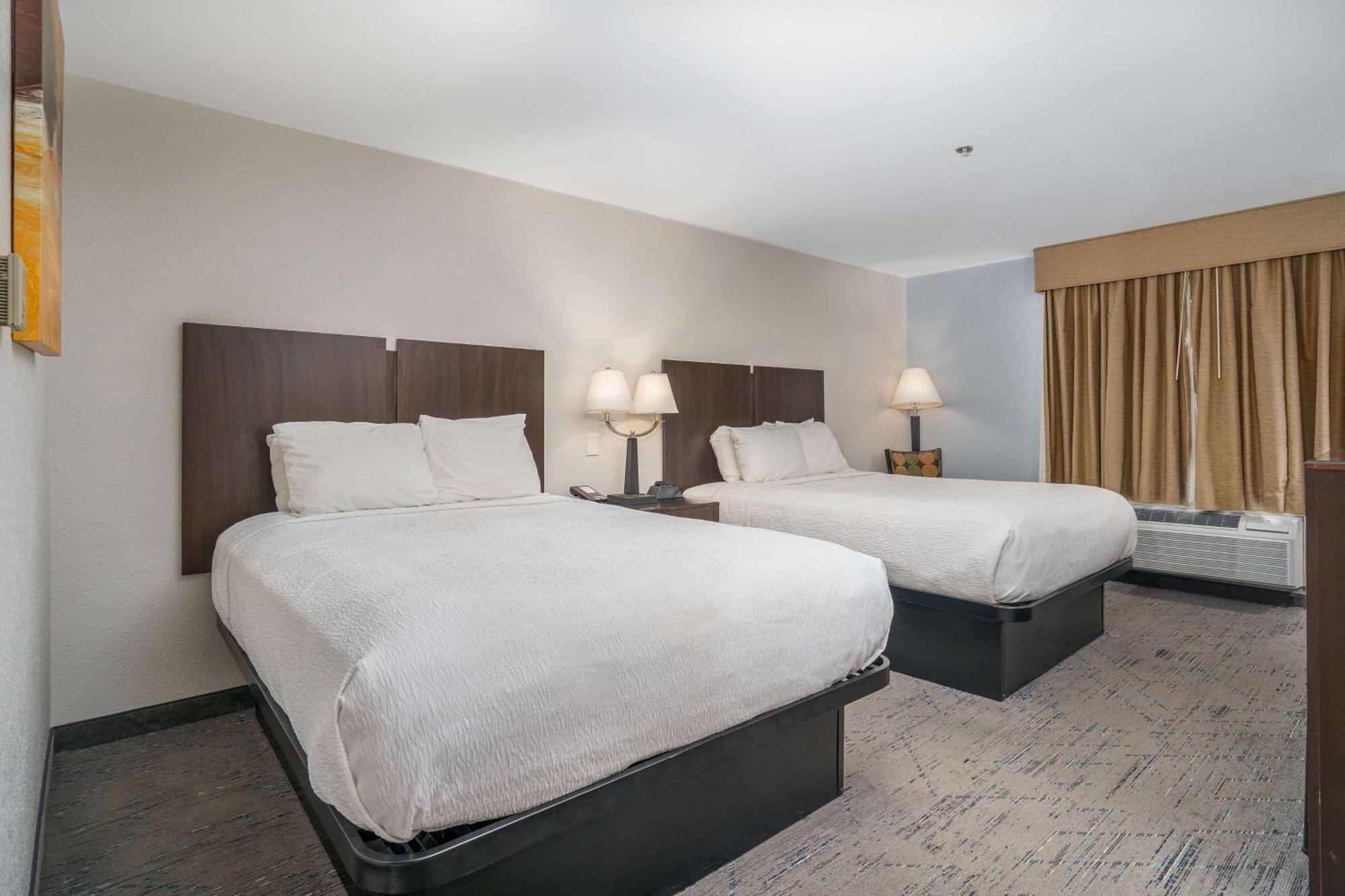 סוואנסבורו Best Western Plus Silvercreek Inn מראה חיצוני תמונה