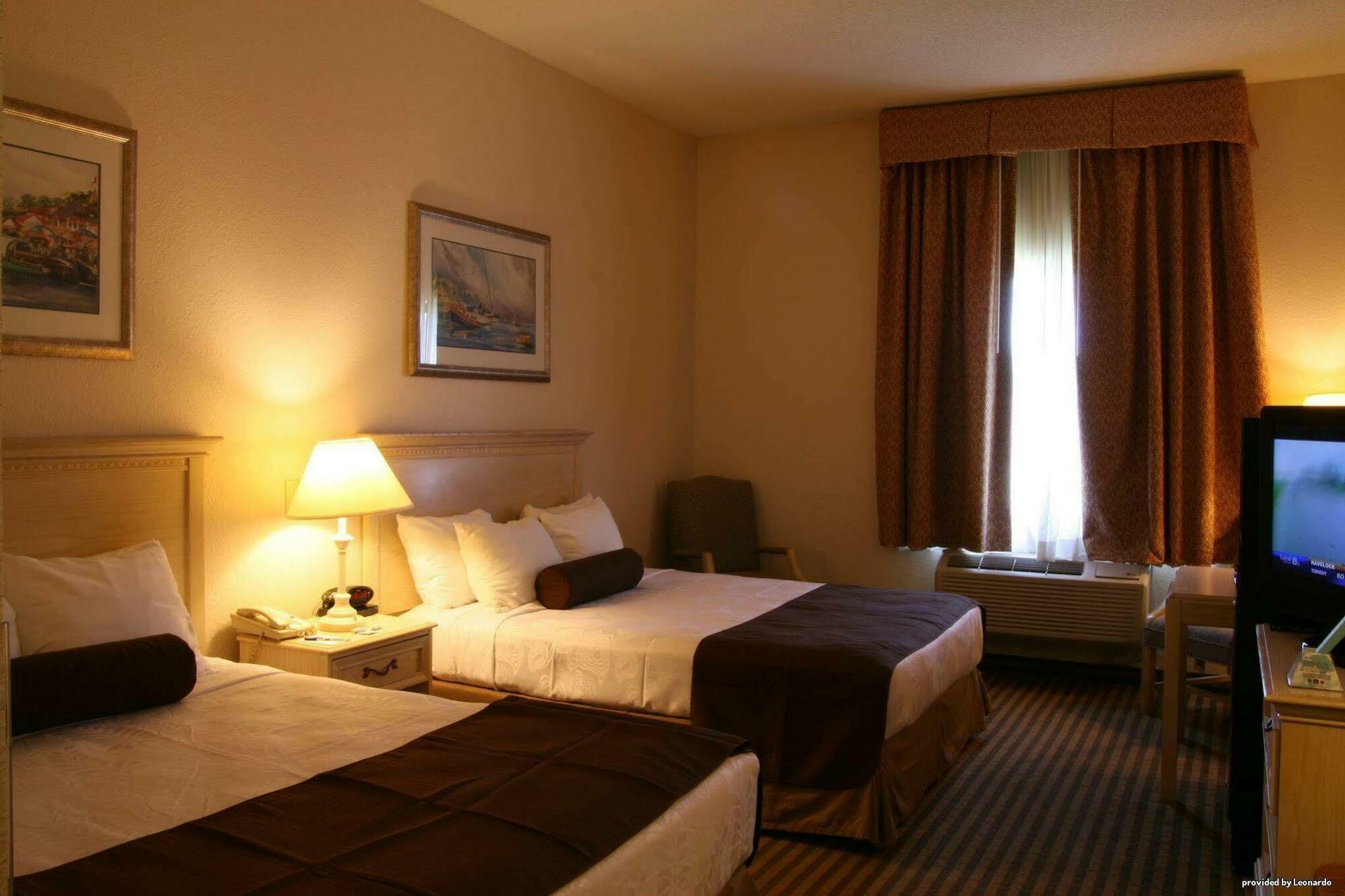 סוואנסבורו Best Western Plus Silvercreek Inn חדר תמונה